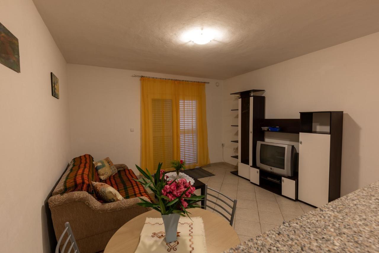 Apartman Kristo ヴィル エクステリア 写真
